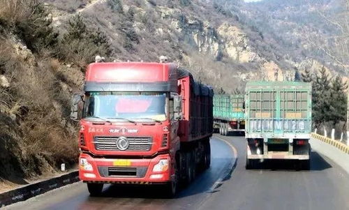 新政頻出 貨運(yùn)行業(yè)面臨雙重規(guī)范升級，從業(yè)者需迅速適應(yīng)